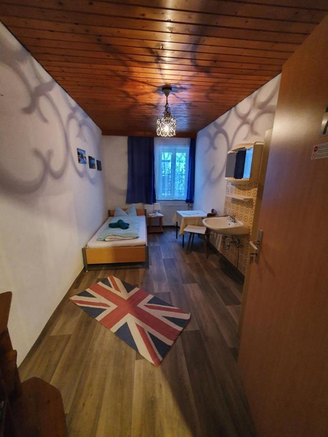 Gaestehaus Weisses Lamm - Monteurzimmer Nordhalben Exterior foto
